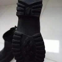 بوت نو|کیف، کفش، کمربند|دورود, |دیوار