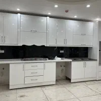 کابینت های گلاس سفید