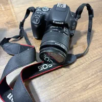 دوربین canon 200D