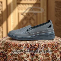 فروش عمده بهترین کفش های زنانه ، طبی و اسپورت و...