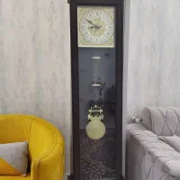ساعت ایستاده چوبی