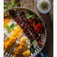 نیروی کار رستوران و پیک موتوری