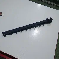 تیله ای برای اویز لباس