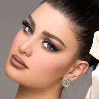 میکاپ ویژه..فقط برای ۴نفر(مژه اصلاح  رایگان)