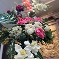 گل مصنوعی در حد نو مناسب دفاتر کاری|گل مصنوعی|ارومیه, |دیوار