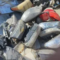 تعداد ۸عدد ال ای دی۶۰در۶۰ سقفی و۱۲عدد چراغ ماشین|لامپ و چراغ|تهران, بهمن یار|دیوار