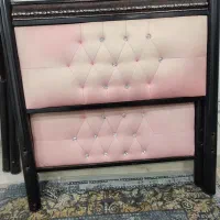 تخت فلزی پوما و طرح چرم دخترونه|تخت و سرویس خواب|رشت, پل تالشان|دیوار