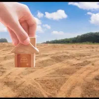 زمین 10.5قصب جنوبی اختیارابادتفکیک شهرداری پروانه