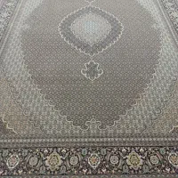 قالی طرح ریز ماهی فرش مشهد رنگ شکلاتی