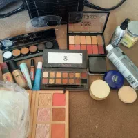 فروش لوازم ارایشی عروس|آرایشی، بهداشتی، درمانی|کازرون, |دیوار