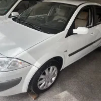 مگان ۲۰۰۰ اتومات