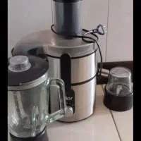 آبمیوه گیر سه کاره فقط یه پیچ ازش مشکل داره