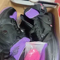 کتونی|کیف، کفش، کمربند|شیراز, فرودگاه شهید دستغیب شیراز|دیوار