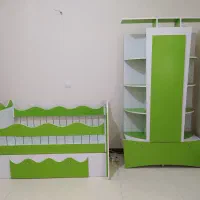 تخت و کمد کودک