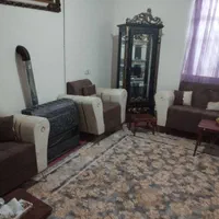 اپارتمان طبقه همکف