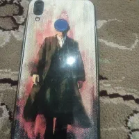 گوشی خوبی است چون گوشی دوم بوده می خواهم بفروشم