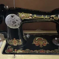 یک عدد چرخ خیاطی دستی سالم