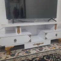 میز تلویزیون وآینه شمدان