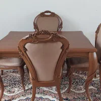 میز ناهارخوری 4 نفره تمیز با روکش صندلی