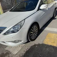 سوناتا YF 2014