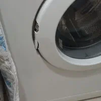 لباسشویی ۵ کیلویی ابسال|ماشین لباسشویی و خشک‌کن لباس|پرند, فاز ۶|دیوار