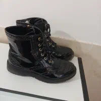 پوتین دخترانه