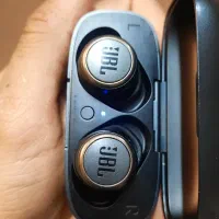 هدفون (هندزفری) بیسیم JBL LIVE 300 TWS|لوازم جانبی موبایل و تبلت|مشهد, شهرک بهارستان|دیوار