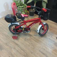 دوچرخه ۱۲ قرمز