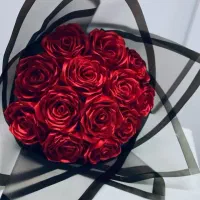 عروسک و دسته گل روز معلم