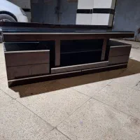 زیر تلویزیون  سه تیکه‌ای