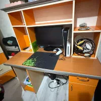 کمدوتخت کودک ومیزتحریر همراه عروسک