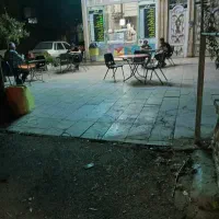 کارگر ساده بستنی فروشی