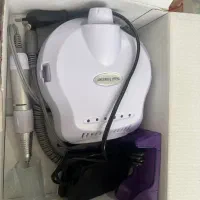 کلیه وسایل کاشت ناخن نو استفاده نشده و لاک ژل ها