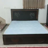 تختخواب دونفره با تشک رویال در حد نو|تخت و سرویس خواب|نظرآباد, شهرک سید جمال الدین|دیوار