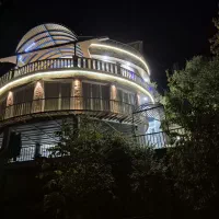 اجاره ویلا لوکس استخردار با زمین بازی