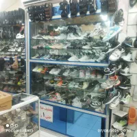 ویترین آلمینیومی قفسه شییشه ای مناسب موبایل عینک