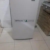 فروش یخچال ۹ فوت ایستکول