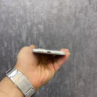 اپل ایفون ۱۱ نرمال سفیدشرایط اقساط ویژه بازنشستگان|موبایل|اصفهان, احمدآباد|دیوار