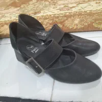 کفش|کیف، کفش، کمربند|مشهد, یاس|دیوار