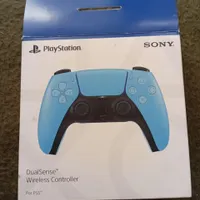 یک عدد دسته PS5