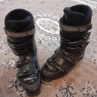 کفش اسکی کاملا سالم