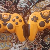 یک جفت دسته بازی کامپیوتری  سالم و در حد نو