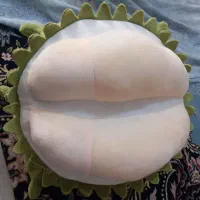 عروسک لبوبو|اسباببازی|قم, قلعه یزدیها|دیوار