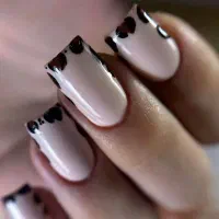 آموزش و خدمات تخصصی ناخن