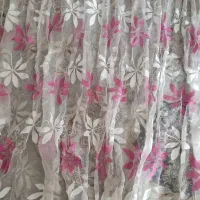 پرده کاملا سالم فقط 200تومن