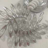 مقداری لوستر دیواری و سقفی و هالوژن|لوستر و چراغ آویز|شیراز, قدوسی شرقی|دیوار