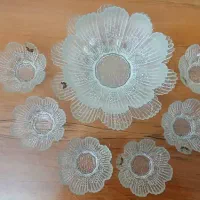 زیروبالا وشش عدد کاسه