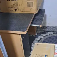 میز تحریر سالم