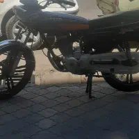 موتور سیکلت ۲۰۰ کویر