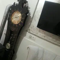 ساعت چوبی دیواری به قیمت مناسب بفروش میرسد